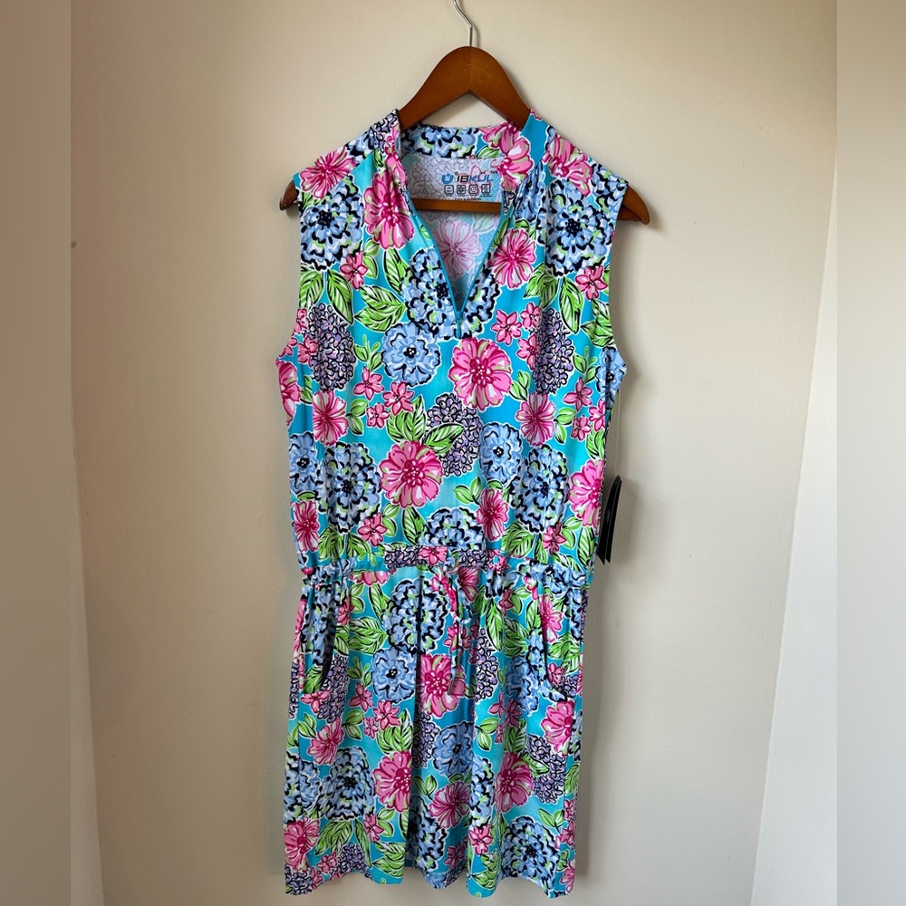 IBKUL hydrangea golf dress with pockets & drawstring - Picture 2 of 6